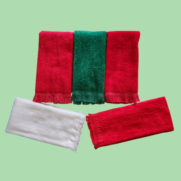 Holiday Hand Towels Set of 5 - Picture 10 of 15